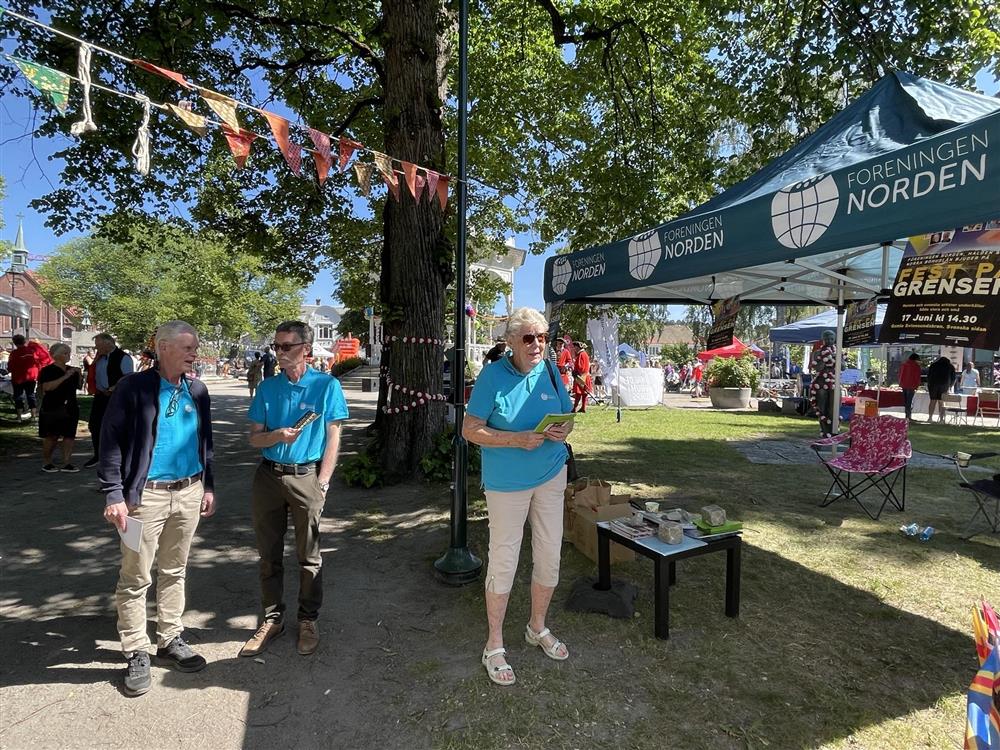 Foreningen Norden er en ideell og partipolitisk uavhengig medlemsorganisasjon som jobber for å styrke og utvikle det folkelige, nordiske samarbeidet. Målet er at Norden skal bli en av verdens best integrerte, dynamiske og nyskapende regioner. Foreningen Norden i Halden er et av de største lokallagene i Halden.  - Klikk for stort bilde