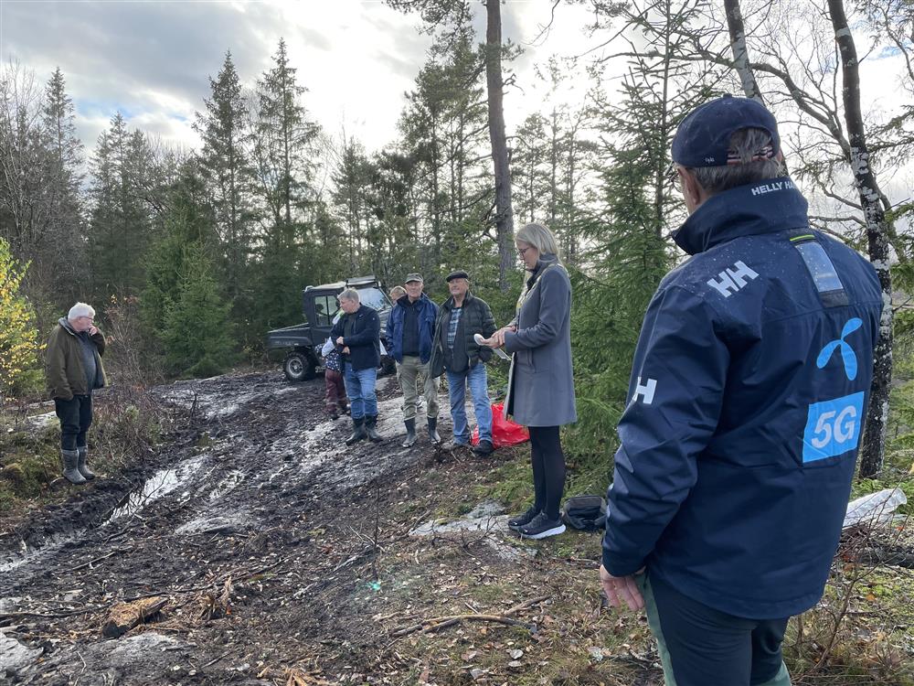 Åpning av ny mobilmast på Grefsrødåsen i Enningdalen i november 2022. - Klikk for stort bilde